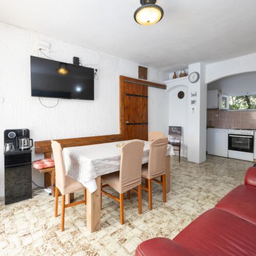 Summer House for 8 Persons