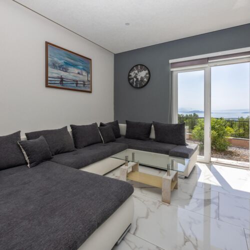 Summer House for 9 Persons