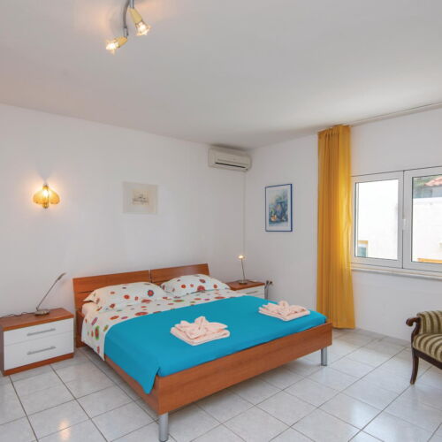 Casă de vară pentru 10 pers. (se inchirieaza doar integral)