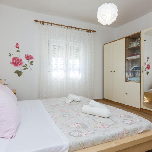 Casă de vară pentru 12 pers. (se inchirieaza doar integral)