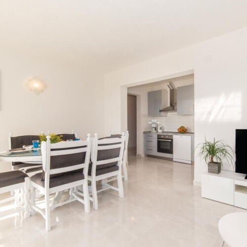 Summer House for 6 Persons