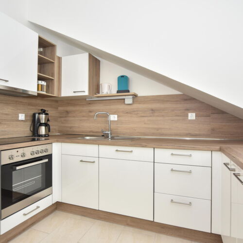 Casă de vară pentru 10 pers. (se inchirieaza doar integral)