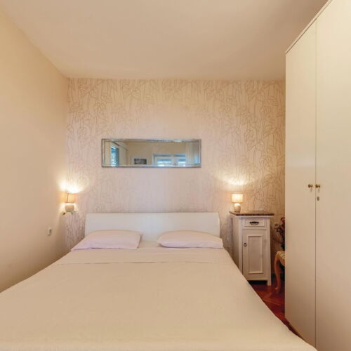 Apartament pentru 6 pers. (se inchirieaza doar integral)