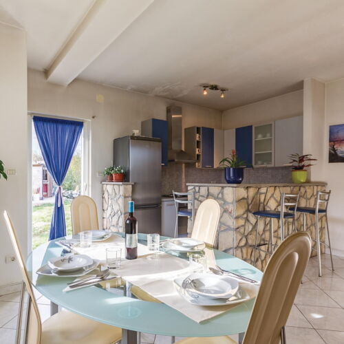 Casă de vară pentru 5 pers. (se inchirieaza doar integral)