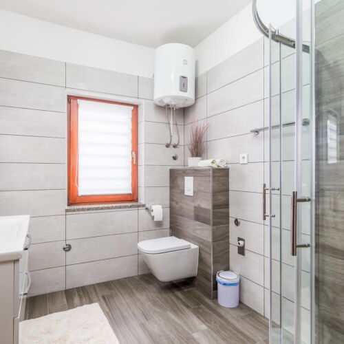 Apartament pentru 6 pers. (se inchirieaza doar integral)