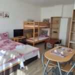 Panorámás erkélyes 4 fős apartman 1 hálótérrel