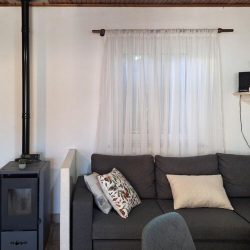 Casă de vară pentru 6 pers. (se inchirieaza doar integral)