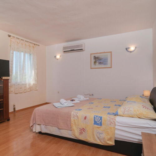 Summer House for 8 Persons