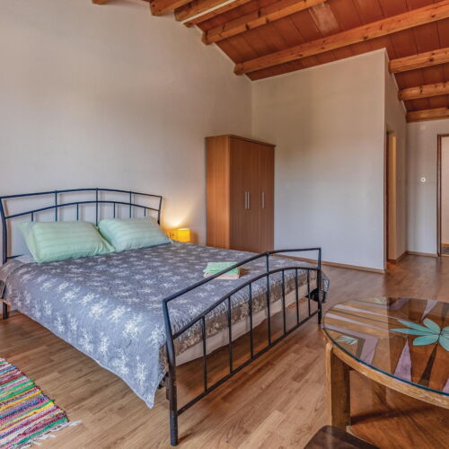 Casă de vară pentru 14 pers. (se inchirieaza doar integral)