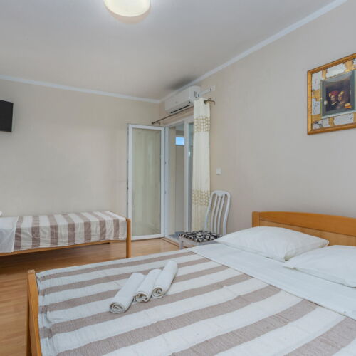 Apartament 5-osobowy 