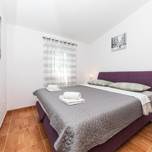 Apartament pentru 6 pers. (se inchirieaza doar integral)