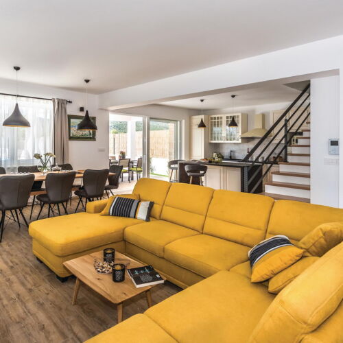 Za 8 osoba(e) ljetnikovac