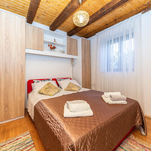 Summer House for 6 Persons