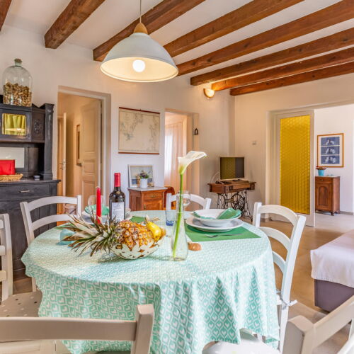 Apartament pentru 4 pers. (se inchirieaza doar integral)