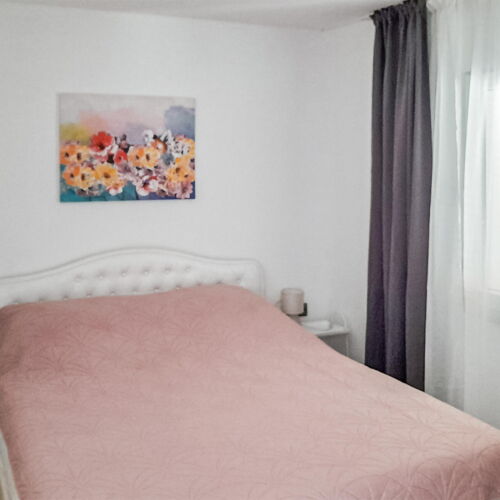 Apartament pentru 4 pers. (se inchirieaza doar integral)