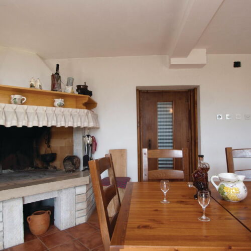 Apartament pentru 4 pers. (se inchirieaza doar integral)