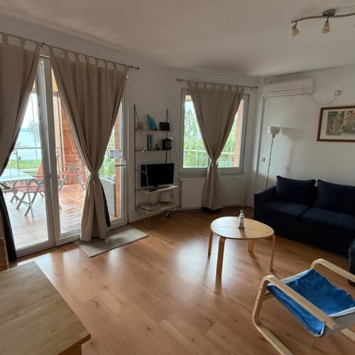 View to the Lake Premium 2-Room Apartment for 4 Persons (extra bed available)