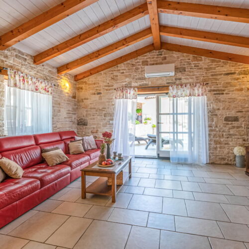 Summer House for 8 Persons