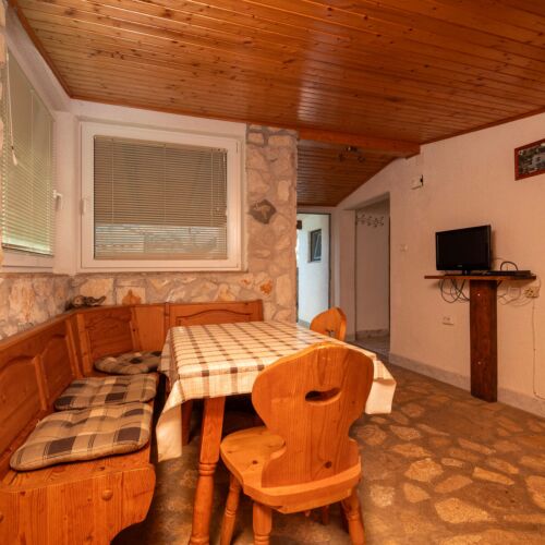 Casă de vară pentru 4 pers. (se inchirieaza doar integral)