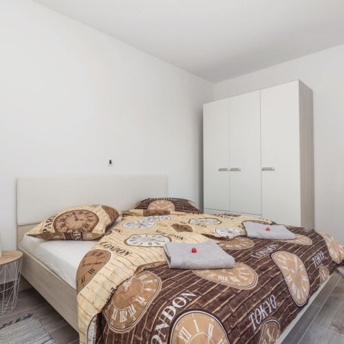 Summer House for 9 Persons