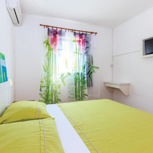 Chata (jako celek) pro 14 os.