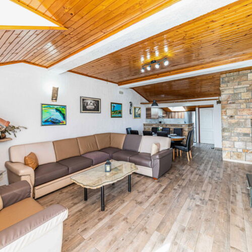 Apartament 8-osobowy 