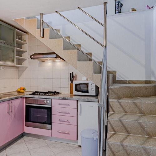 Apartament pentru 4 pers. (se inchirieaza doar integral)