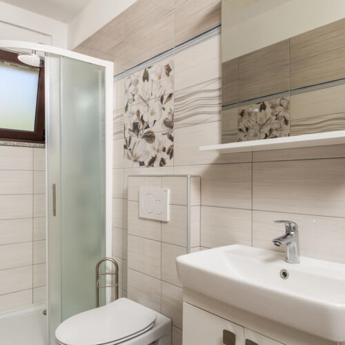 Apartment for 10 Persons