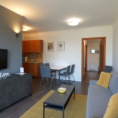 Diamond 3-Room Apartment for 6 Persons with Terrace