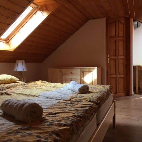 Pokój 2-osobowy na poddaszu z klimatyzacją