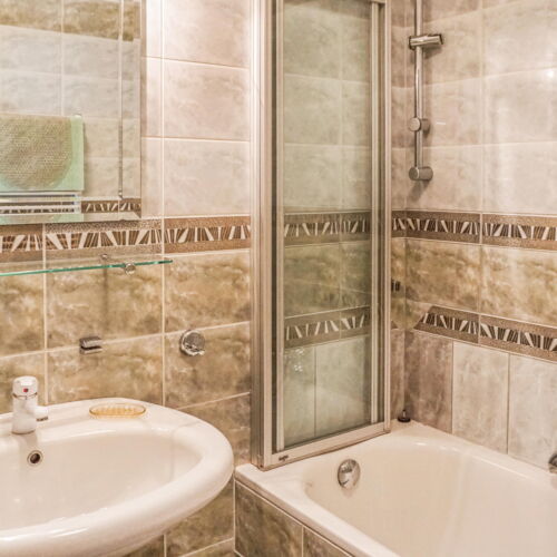 Casă de vară pentru 6 pers. (se inchirieaza doar integral)