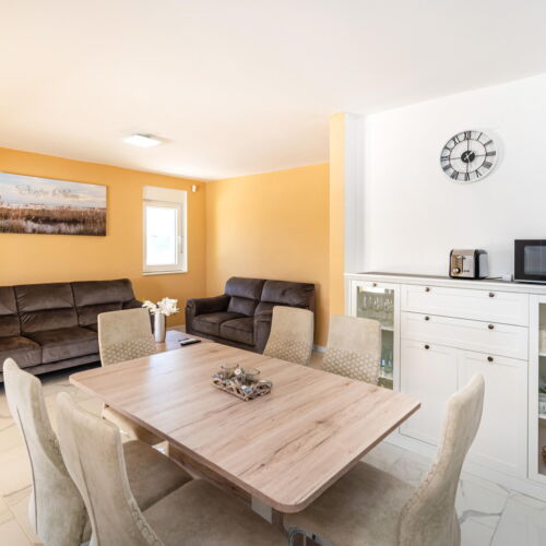 Casă de vară pentru 6 pers. (se inchirieaza doar integral)