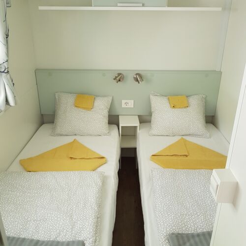 Casă de vacanță cu panoramă cu vedere spre lac pentru 6 pers. (se inchirieaza doar integral)