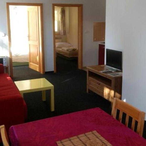 Apartman se sprchou s vlastní kuchyňkou pro 4 os.