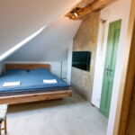 Twin Room with Shower and Shared Kitchenette (extra bed available)