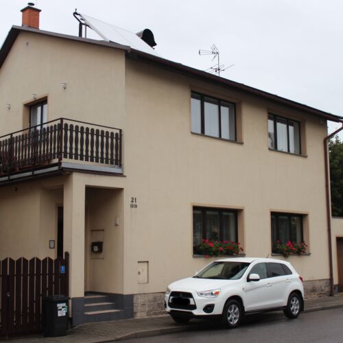 3-Room Balcony Air Conditioned Apartment for 7 Persons