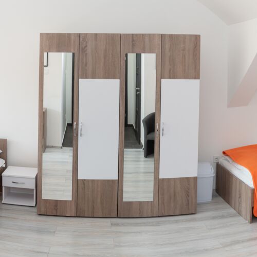 Camera cvadrupla classic familial(a)