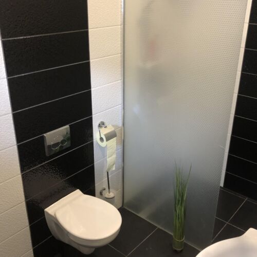 Rekreační dům (jako celek) pro 9 os. s výhledem do zahrady s výhledem do dvora (s možností přistýlky)