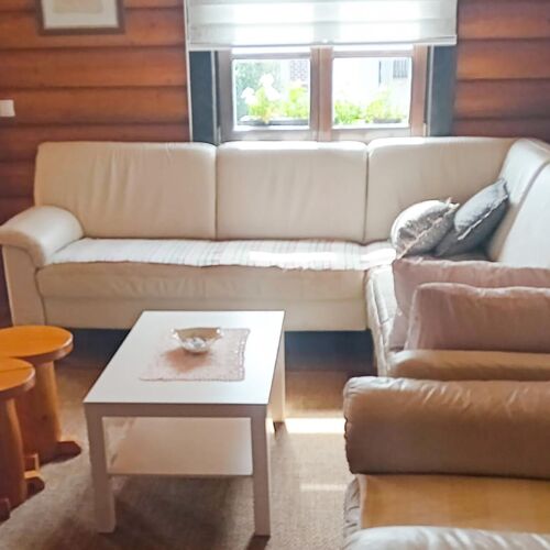 Casă de vară pentru 10 pers. (se inchirieaza doar integral)