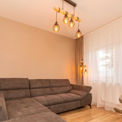 Apartman se sprchou s privátní koupelnou mimo apartmán pro 3 os.