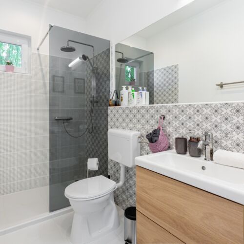 Apartament 4-osobowy Deluxe z klimatyzacją z 2 pomieszczeniami sypialnianymi