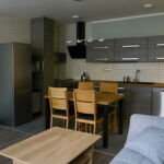 Apartment für 4 Personen mit Dusche und Eigner Küche