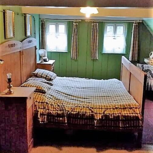 Chalupa (jako celek) se sprchou s vlastní kuchyní pro 7 os.