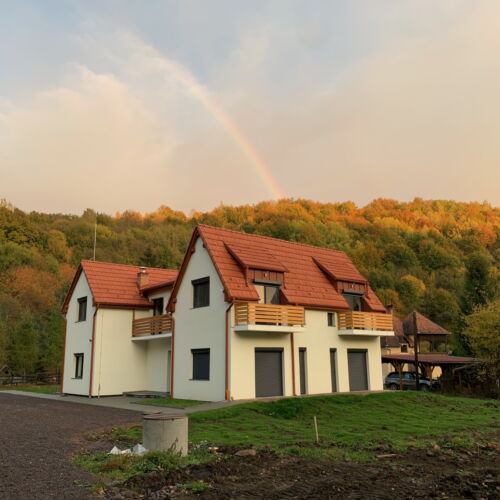 Vila pentru 13 pers. (se inchirieaza doar integral) (se poate solicita pat suplimentar)