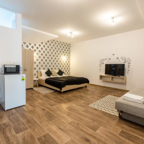 Studio Upstairs 1-Room Apartment for 3 Persons