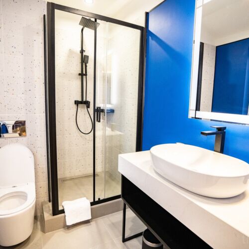 Camera cvadrupla deluxe