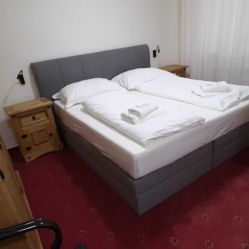 Apartman se sprchou s terasou pro 2 os. (s možností přistýlky)