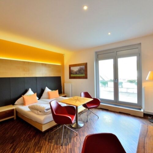 Upstairs Double Room (extra bed available)