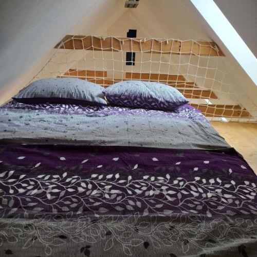 Apartman se sprchou s privátní koupelnou mimo apartmán pro 3 os.