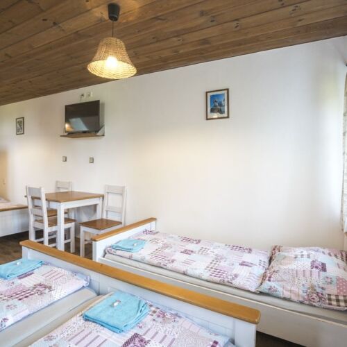 Apartman se sprchou s terasou pro 4 os. s 1 ložnicí